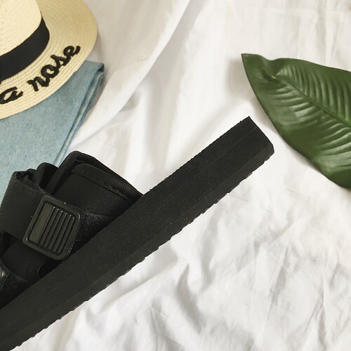 Summer New Couple Slippers Outdoor Anti-Slip Vietnam Beach Shoes Fashion Outdoor Wear Flat Slip-On for Women and Men
