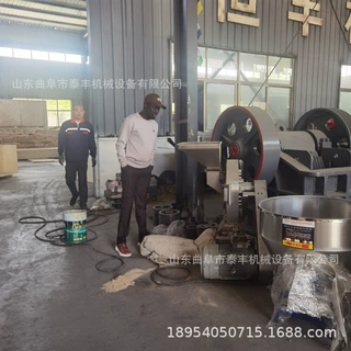 糯米泡水大米粉碎机青稞杂粮研磨机脉冲除尘款不锈钢齿盘粉碎机
