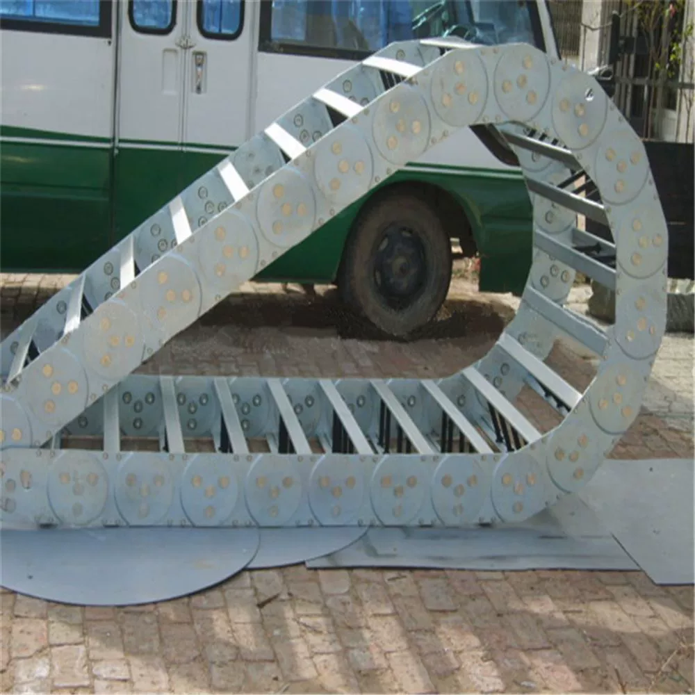 Цепь стального резервуара TL стальная алюминиевая Тяговая цепь Резьбовая цепь Железная Тяговая цепь нейлоновая Тяговая цепь пластиковая Тяговая цепь из нержавеющей стали