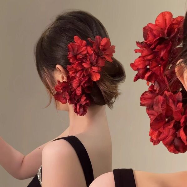 Red Chinese hairpin