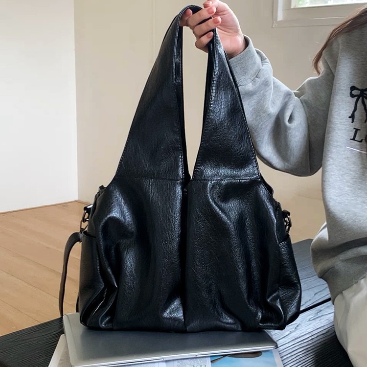 美式复古油蜡皮大容量托特包黑色高级感百搭单肩腋下包通勤斜挎包