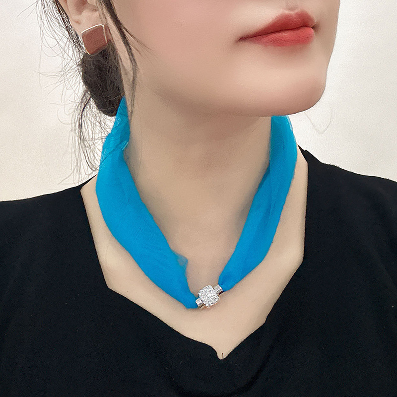 하늘색