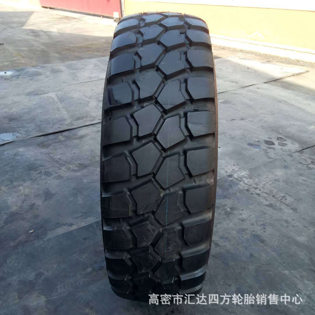 现货供应16.00R20 14.00R20起重机吊车轮胎 全钢越野工程轮胎