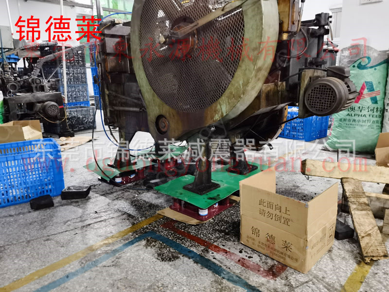 三坐标减震器 锦德莱防震垫 光学仪主动隔震系统找东永源