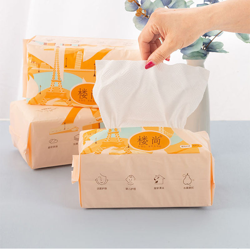 Wet wipes for face washing