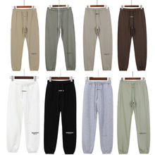 ����FEAR OF GOD�;�ESSENTIALS������3M�������eëȦ�Lѝ���_ѝ