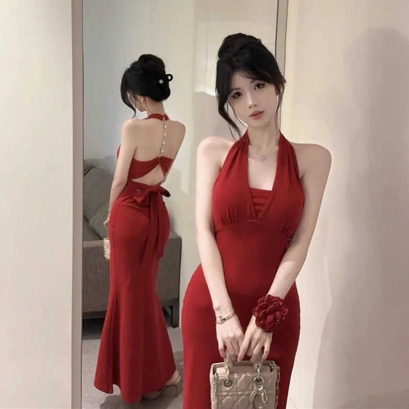Hot Girl Chain Halter Strapless Backless Suspender Dress Women's New Summer Sexy Slim Fishtail Hip Long Skirt