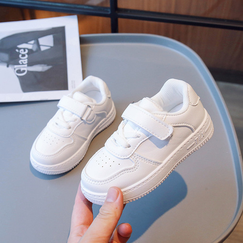 Spring and Autumn Ultra-Light Children's Sports Shoes with Real Insole, Magic Tape Shoes for Boys and Girls, School Style White Shoes for Kids