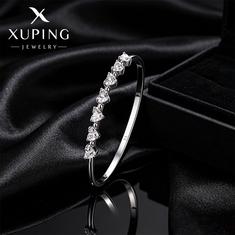 Xuping lujo ligero temperamento amor pulsera Europa y América transfronteriza aleación de cobre chapado blanco de moda alta sensación joyas al por mayor mujeres