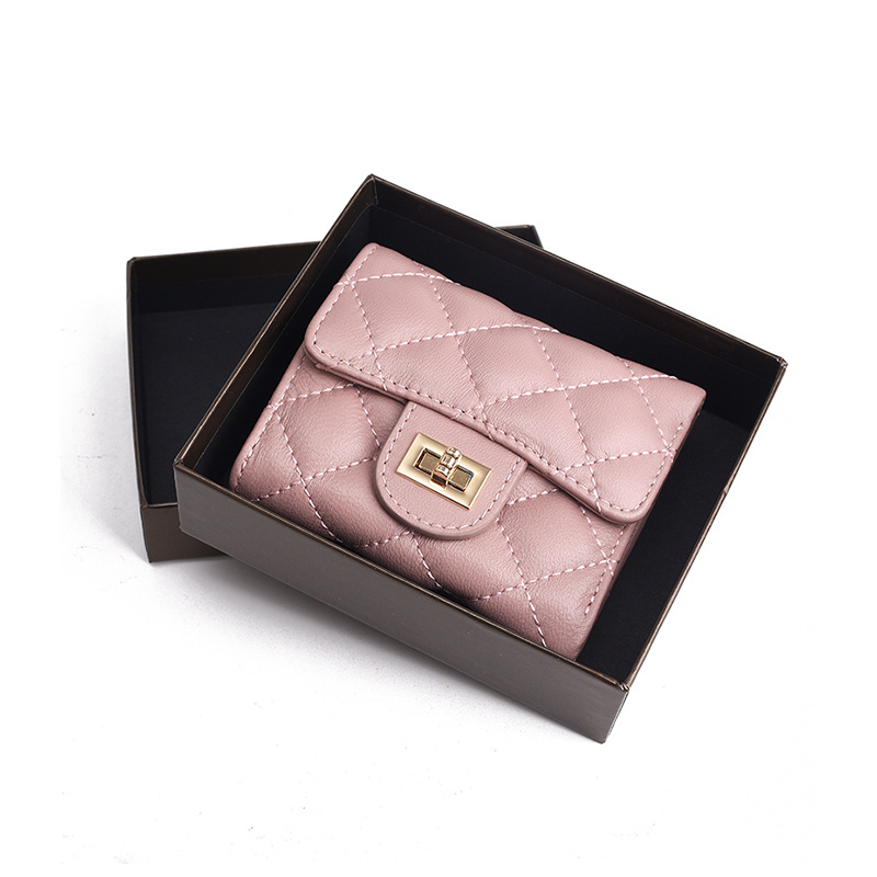 Cartera pequeña estilo Chanel para mujer, monedero corto, cartera de cuero acolchada simple, cartera de piel de oveja de gran capacidad, tarjetero de cuero genuino.