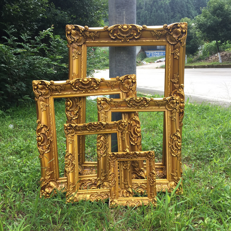 Retro European Picture Frame Wedding Scene Props Framed Plastic Wedding Layout Decorative Frame Wedding Photo Frame Ornaments Retro European Picture Frame Wedding Scene Props Framed Plastic Wedding Layout Decorative Frame Wedding Photo Frame Ornaments