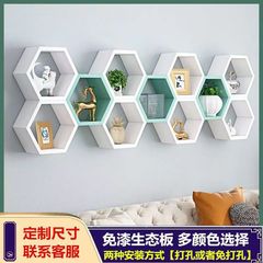 創意的な格子の物置棚の六角形のハニカムは壁の収納棚を掛けます。