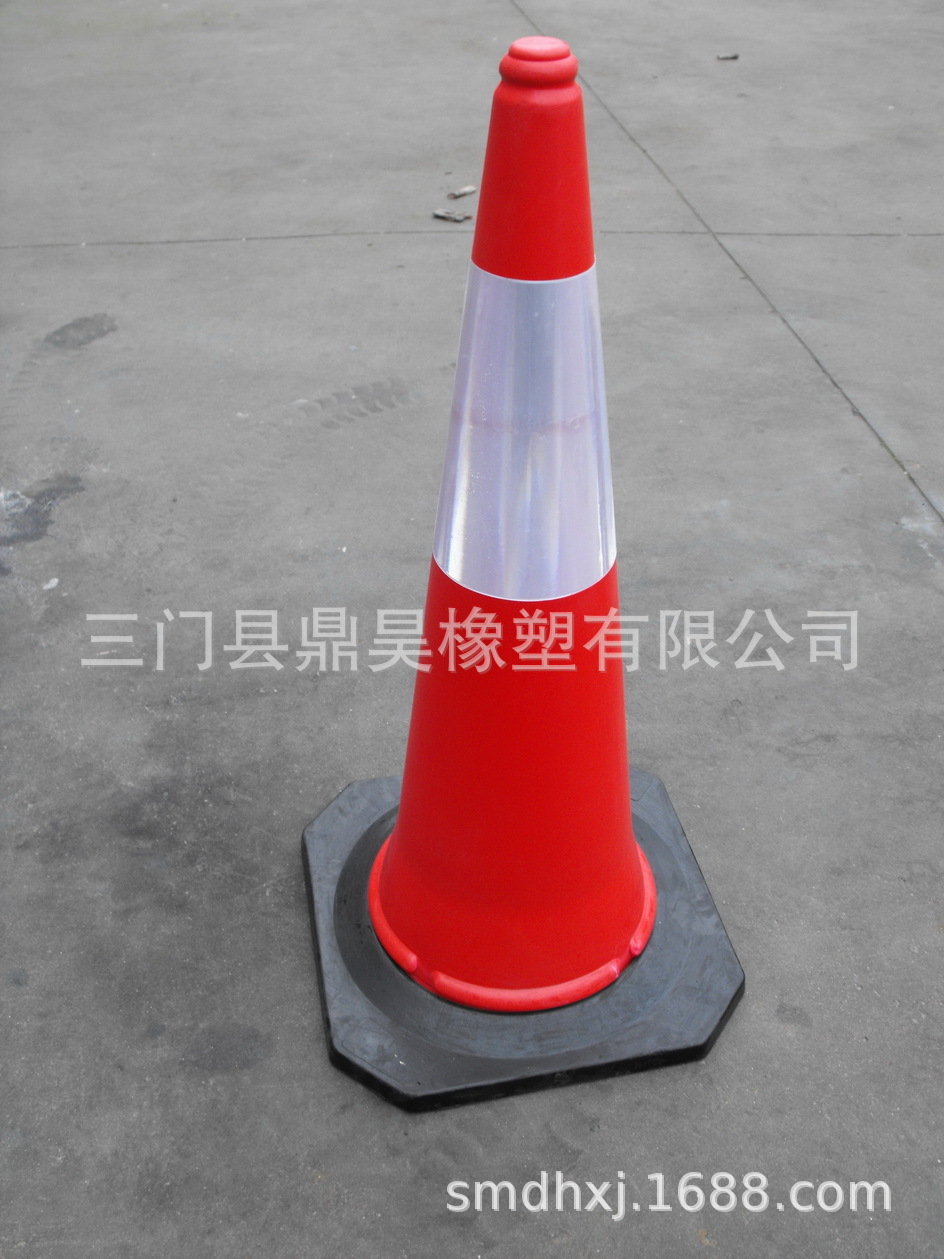 路锥出口型100高圆锥反光锥防撞桶反光防撞塑料锥形标塑料路锥