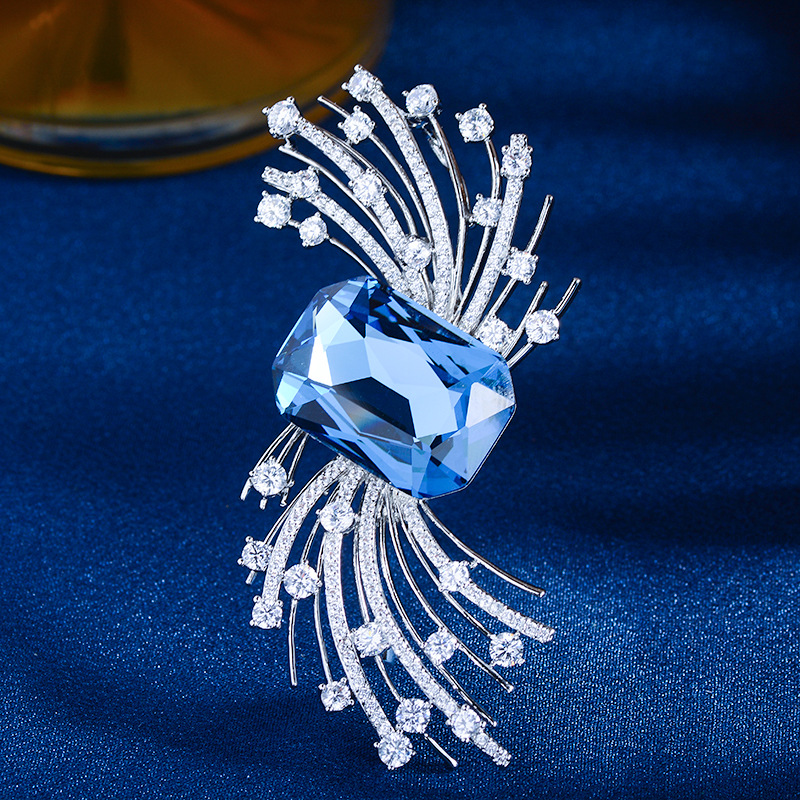 European And American Light Luxury Personalized Brooch For Women, Micro-inlaid Zircon Exquisite Clothing Brooch, Coat_voghion.com