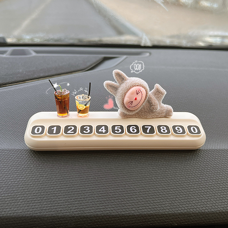 Labubu 一時駐車ナンバープレート車のセンターコンソールかわいい装飾品クリエイティブ車移動電話|undefined
