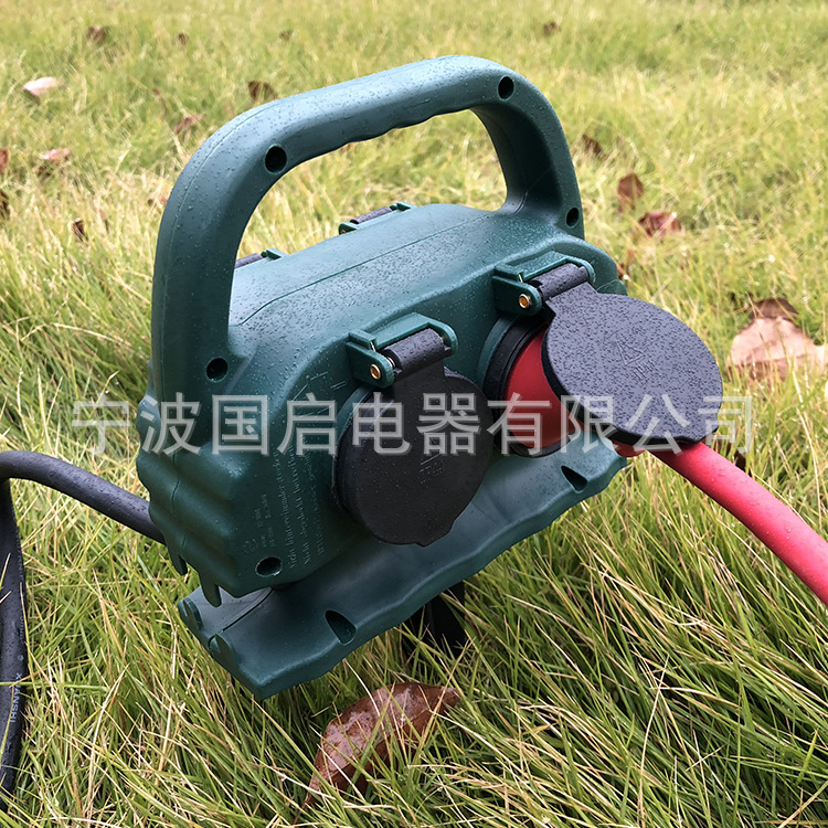 欧洲4孔花园草地插座带地插欧规德式户外延长插座IP44四孔防水草
