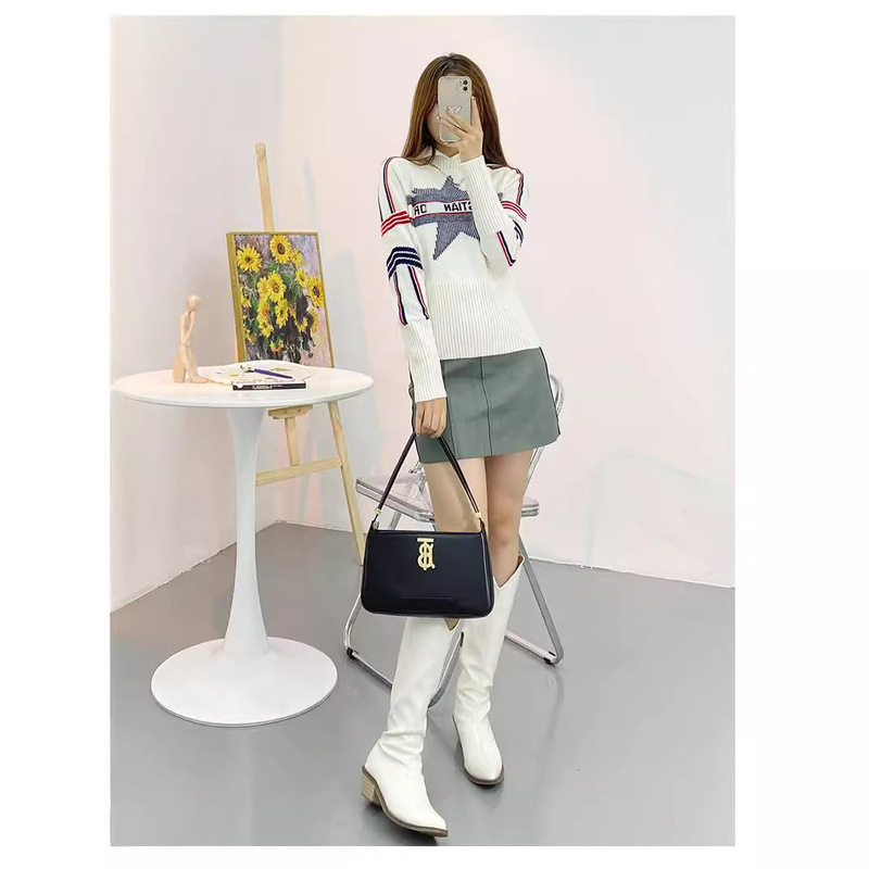 2024 Autumn and Winter D Home Sweater Pullover Lucky Star Popular Cashmere Sweater Ski Suit Top Women's Knitted Sweater Long Sleeve