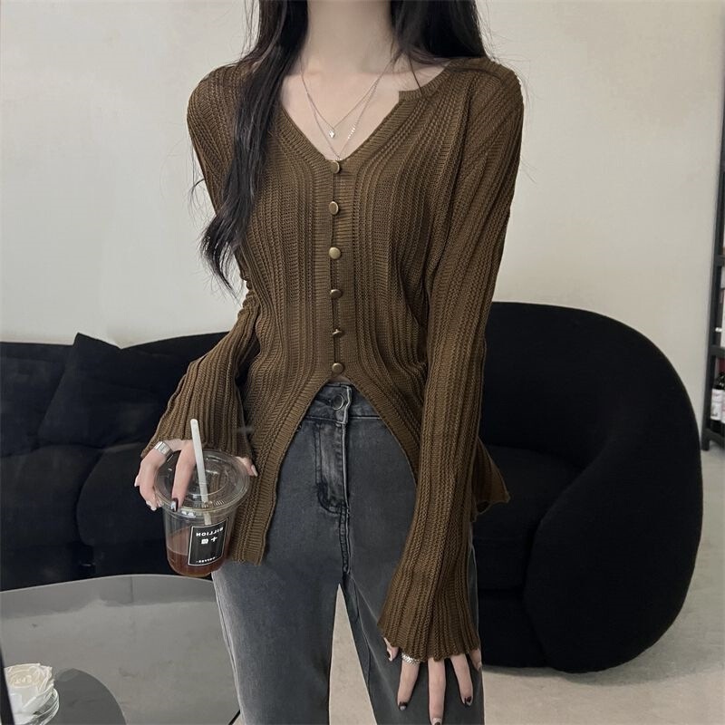 brown Split V-neck Maillard Knitted Long-sleeved Base Shirt Women's Spring Slim-fit Slimming Design Sense Inner Top