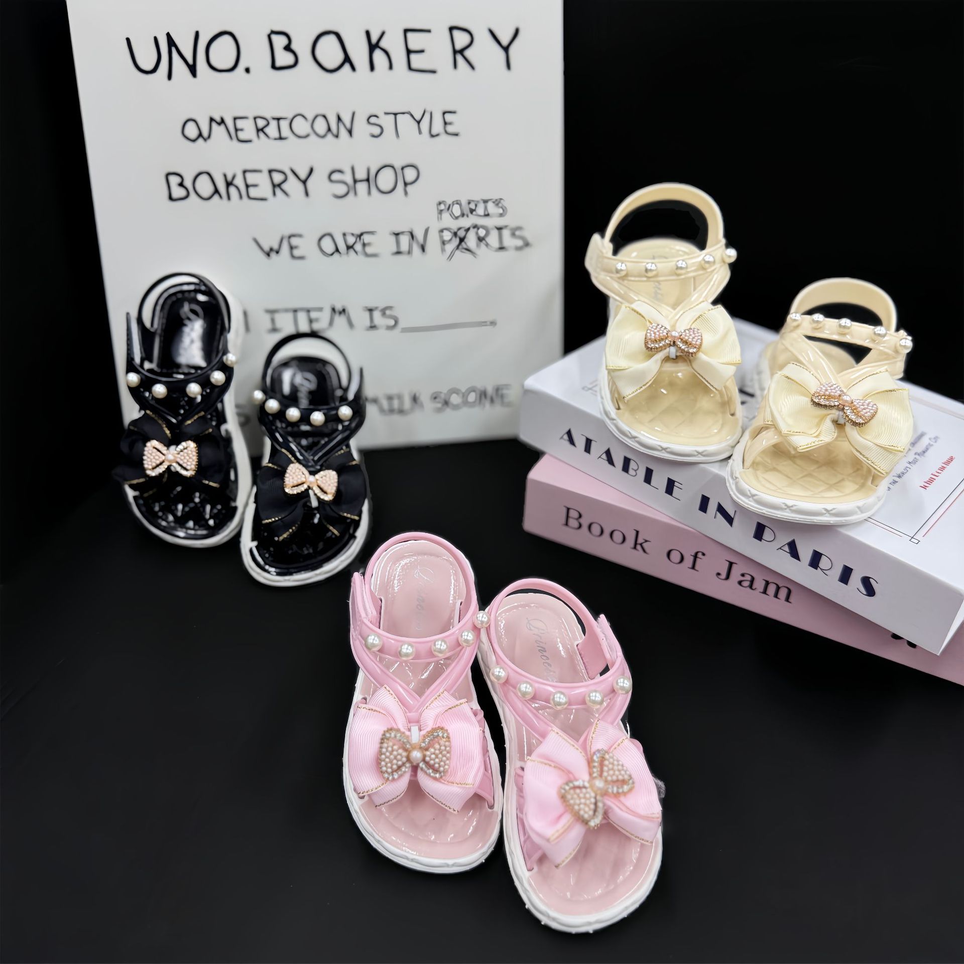 Sandalias de verano para niñas nuevas fábricas de comercio electrónico para exportaciones al por mayor para niños pequeños y medianos niñas velcro antideslizante