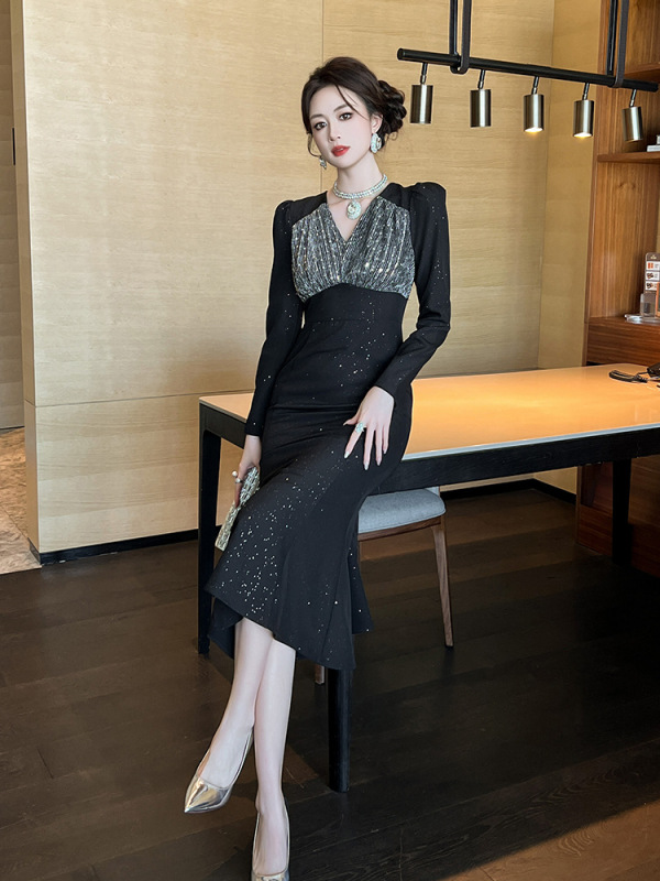 2025秋冬装新款女装法式气质V领亮片修身鱼尾连衣裙打底裙21553|undefined