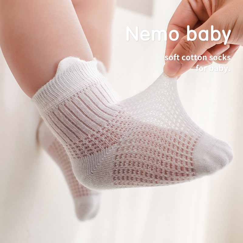 Calcetines de bebé recién nacido, malla ultrafina de verano, calcetines de bebé sin hueso, calcetines de tubo de dibujos animados lindos