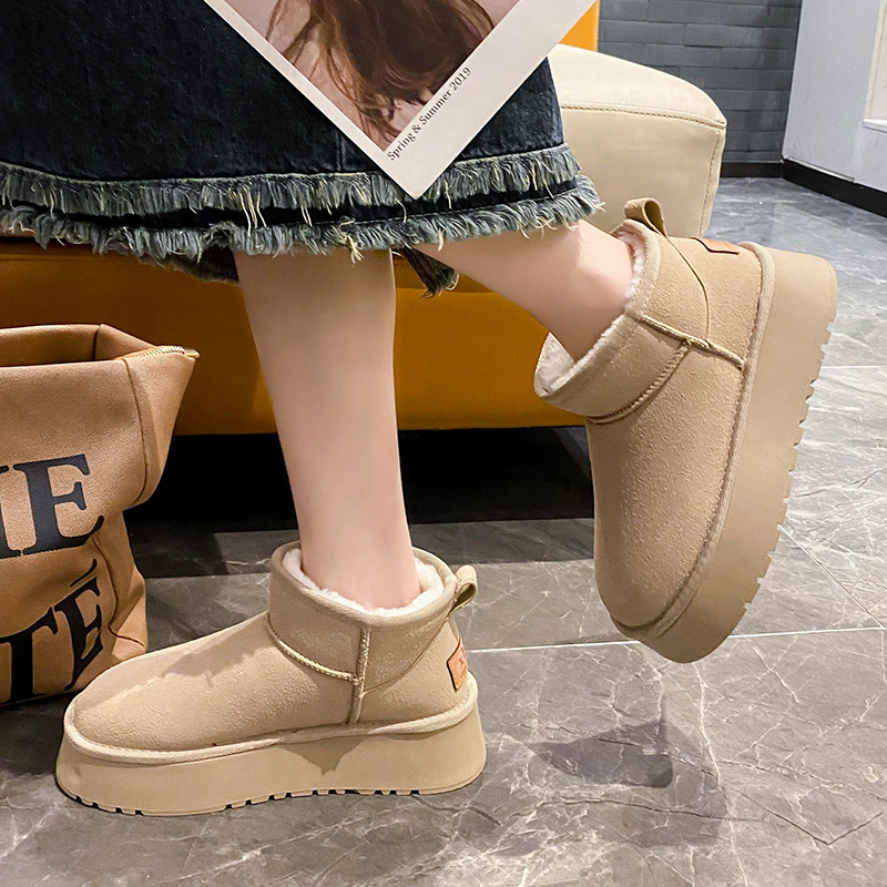 女王様の厚底万能スノーブーツ女性用2025秋冬新作暖かく高め軽量滑り止め超人気の小さな綿靴|undefined