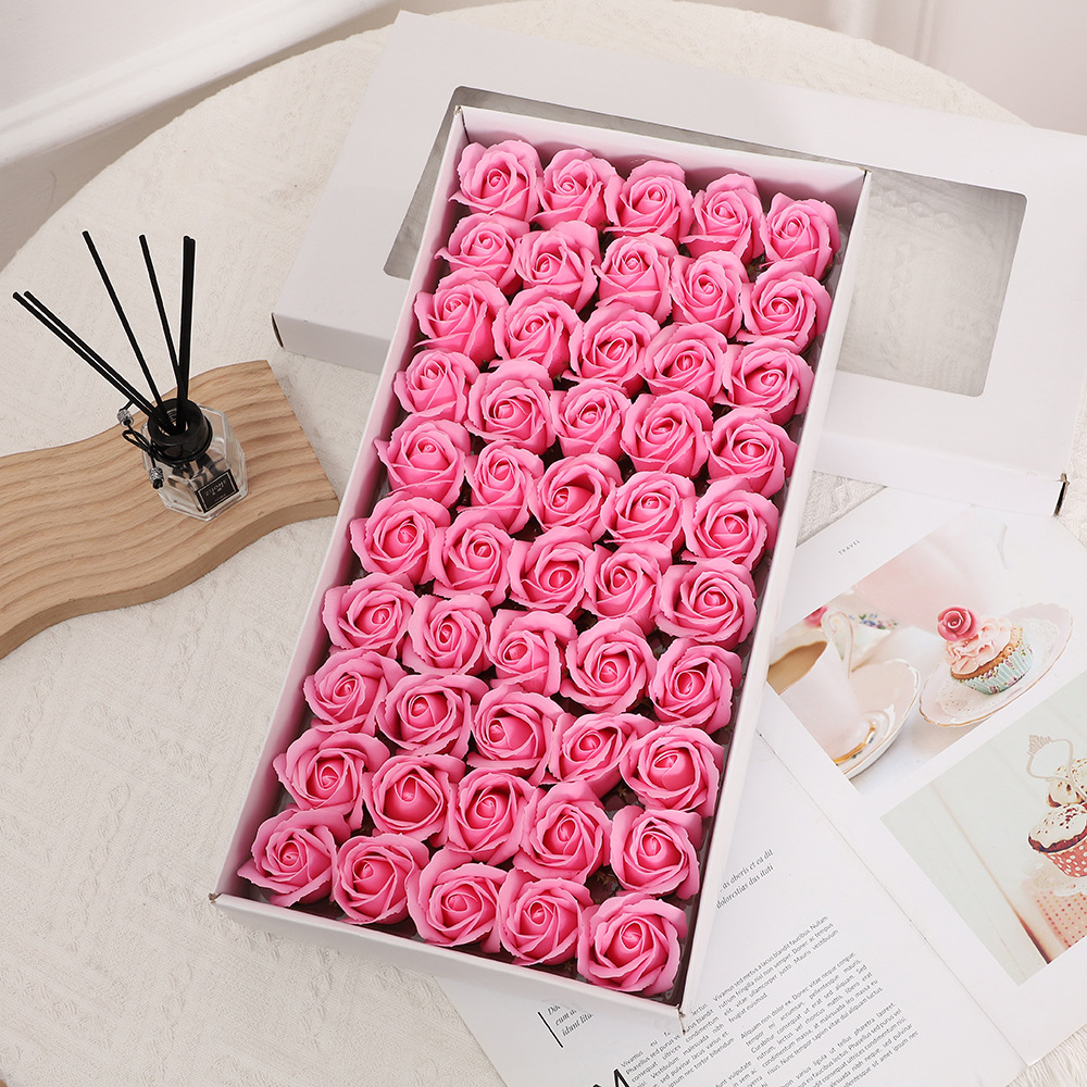Nuevo 520 Día de San Valentín tres capas rosa flor eterna cabeza colorida jabón flor caja de regalo ramo flor tienda suministros al por mayor