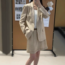 女式毛呢外套;小西装;女式马甲