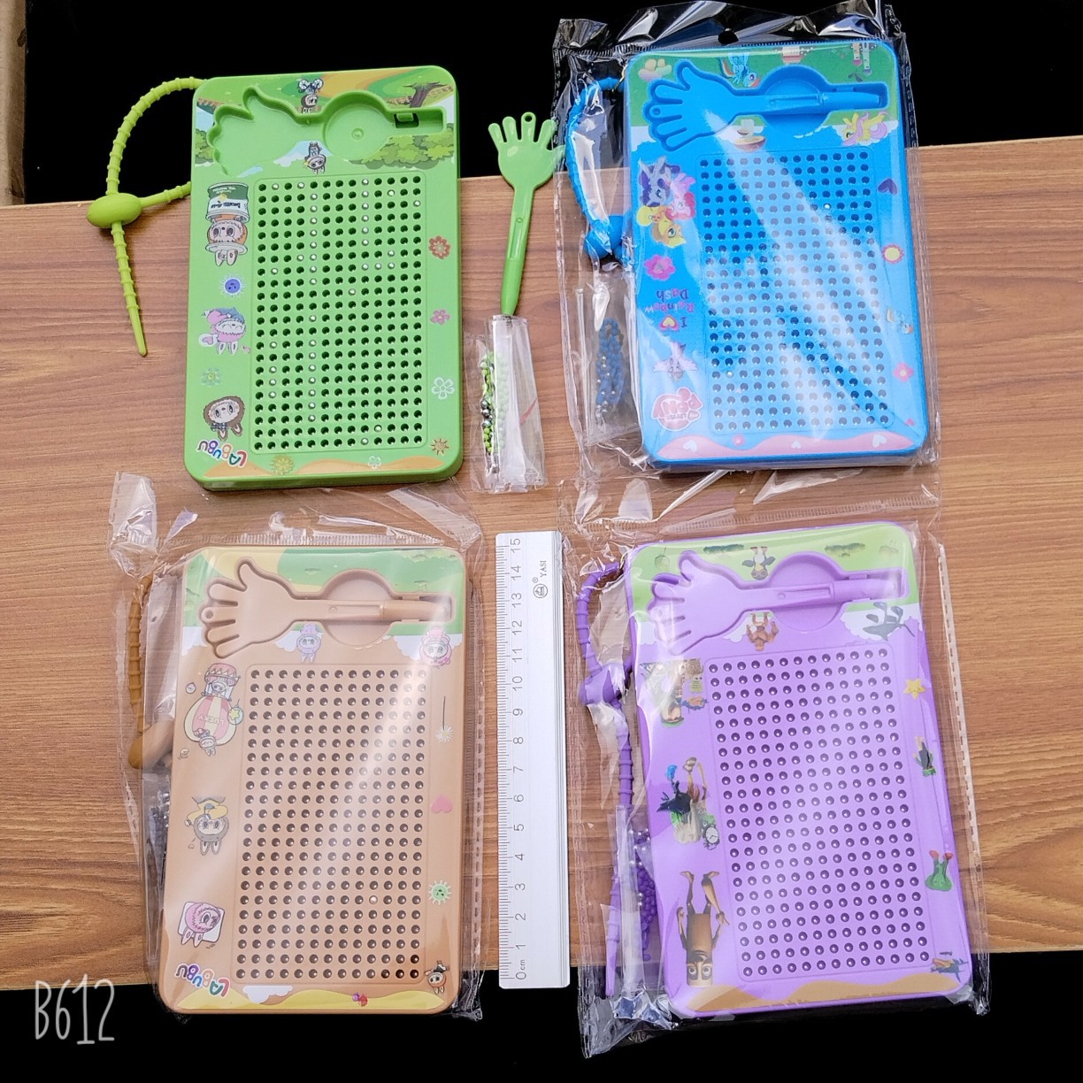Libro de Colorear Divertido con Pegatinas de Burbujas de Dibujos Animados, Pegatinas de Regalo para Manualidades, Pegatinas Educativas para Jardín de Infancia, Aprendizaje Temprano, Anime 3D