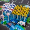 33 signs + 2 cars + 1 traffic police + scene pictures