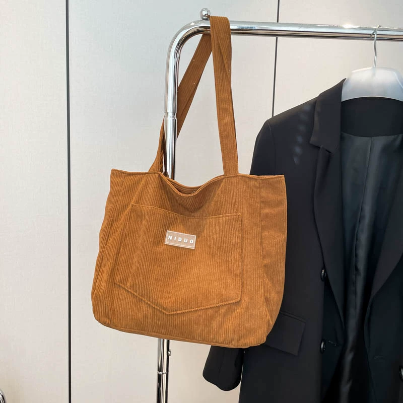 Ретро-лампа, просторная полупрозрачная demi-season sophisticated one-shoulder bag