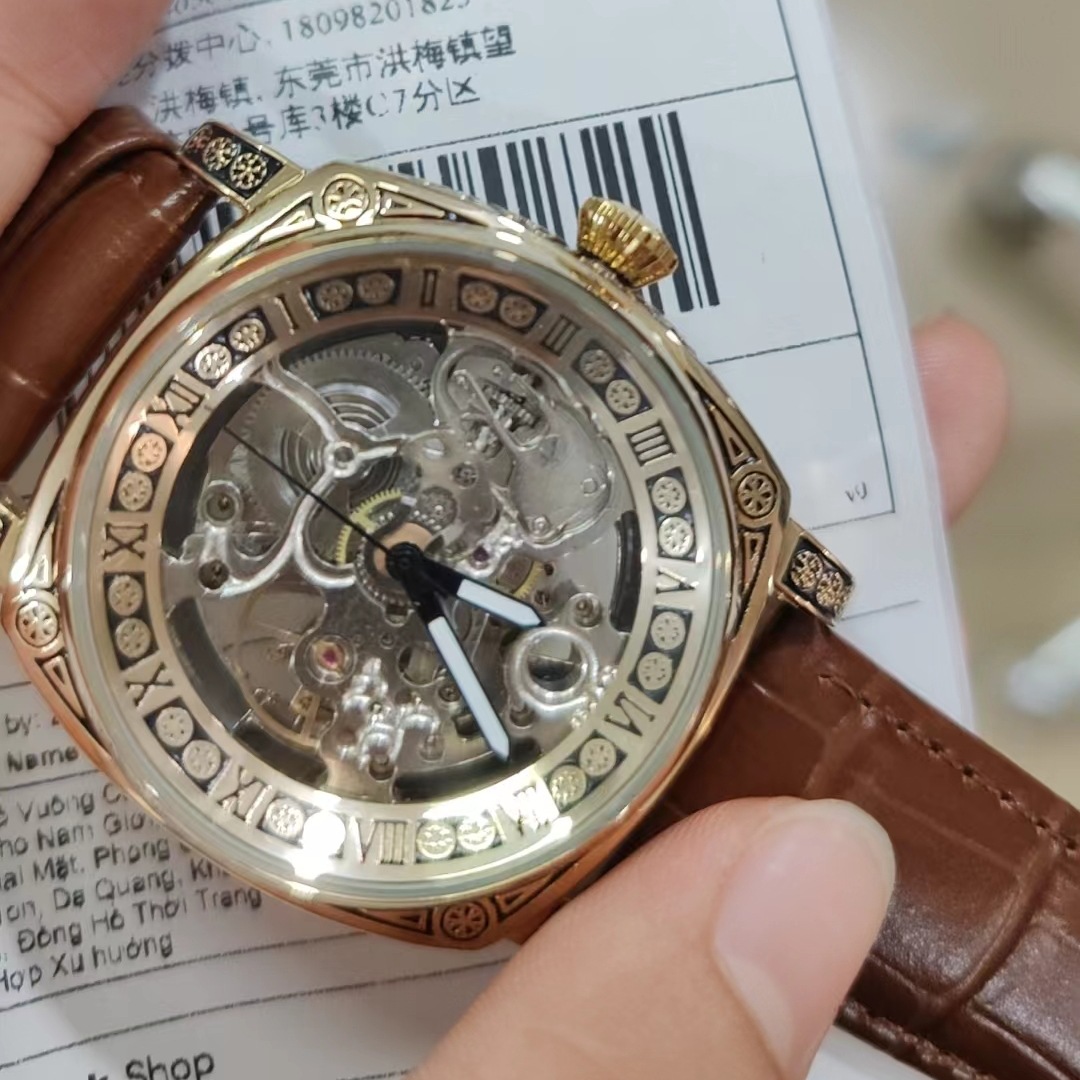 Brown belt gold case silver movement [butterfly buckle]