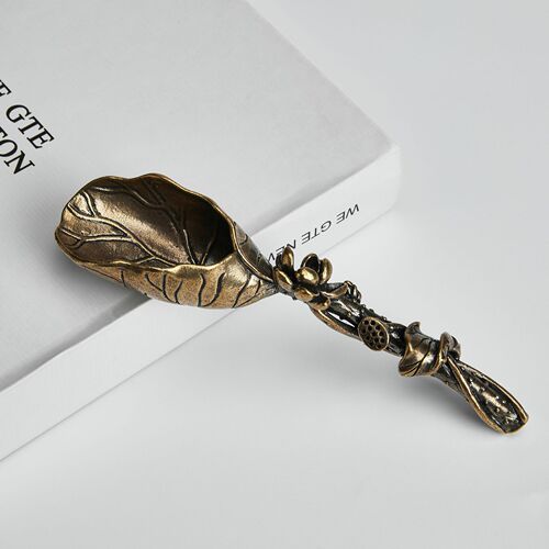 Pure brass lotus leaf tea shovel creative personality lotus tea spoon tea set ornaments retro tea cup copper carving decoration