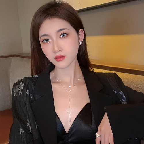 High-end long Y-shaped tassel sparkling diamond titanium steel necklace women's niche light luxury double-layer clavicle chain exquisite neck chain trend