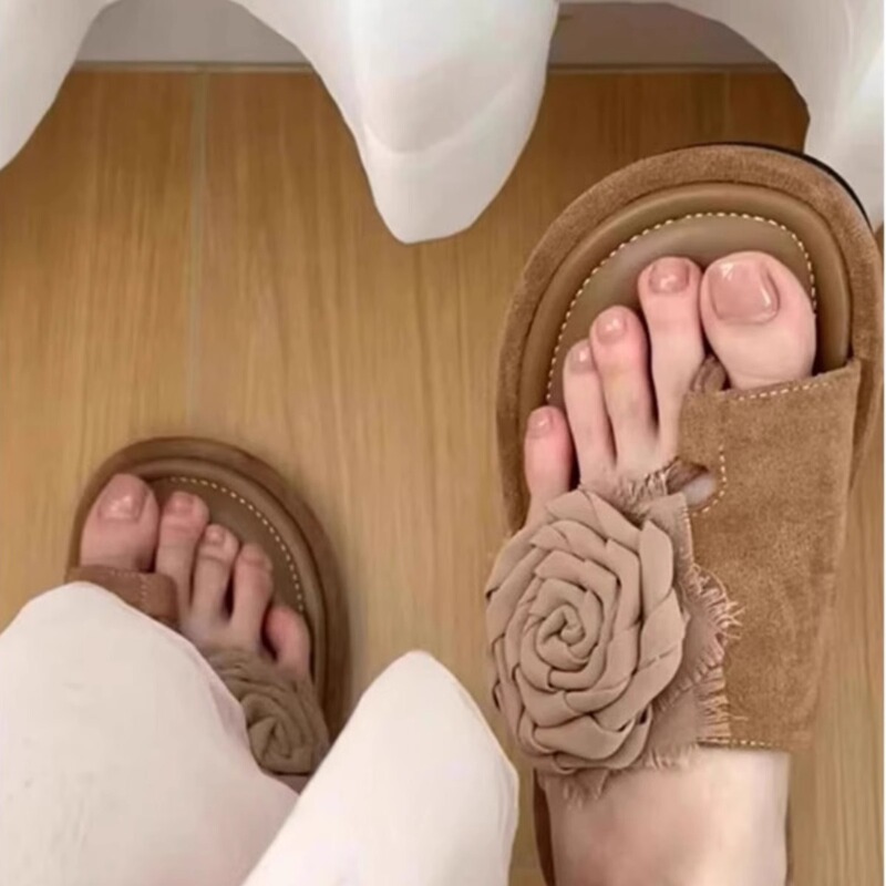 Niche Camellia New Chinese Style Slippers Women's Summer Outer Wear 2024 New Flat Retro Fairy Sandals with Skirt