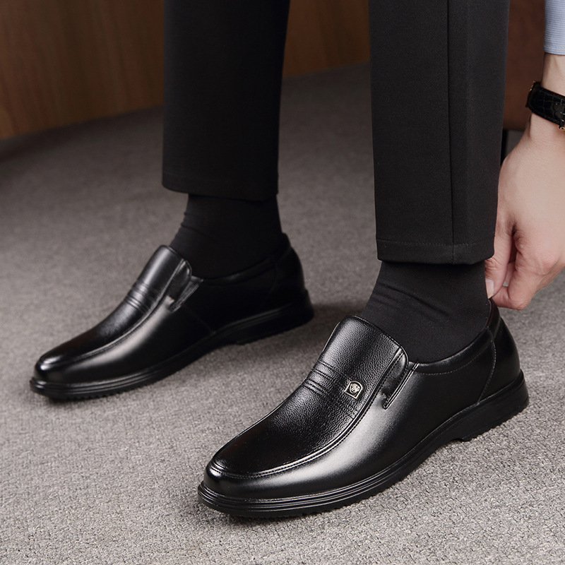 Men's leather non-slip shoes, genuine leather, for middle age, plus size, cowhide, soft sole 2