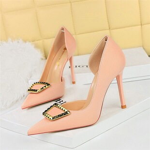 626-K9�W���Lҹ��߸�ЬŮЬ�����\�ڼ��^���U�ս����Tᔿۆ�ЬŮ