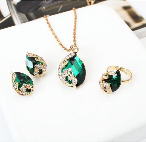 Creative Peacock Exquisite Crystal Korean Style Jewelry Necklace Women's Exquisite Three-piece Necklace Set Jewelry Manufacturer Wholesale