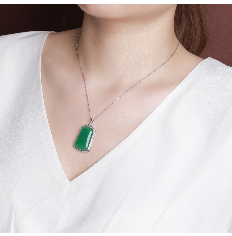 Mặt dây chuyền bạc S925 hình hươu đính đá chalcedony xanh – phong cách cổ điển sang trọng — Chalcedony xanh (không có chuỗi) chi tiết 6