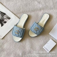 新款小香风书包扣菱格外穿凉拖鞋度假沙滩平底一字拖鞋女批发