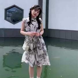 新中式山水画印花清冷感飞飞袖连衣裙子女盘扣复古轻国风旗袍裙子