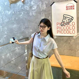 法式学院风条纹短袖衬衫女夏2025新款时尚减龄漂亮甜美风开衫上衣