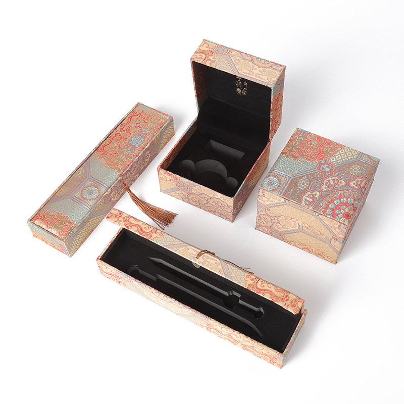 Caja de Almacenamiento para Joyas y Pulseras de Material Compuesto con Borla image 5