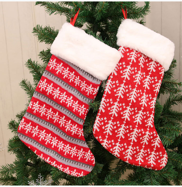 Wholesale New Large Socks Red And White Striped Christmas Socks Nihaojewelry display picture 8