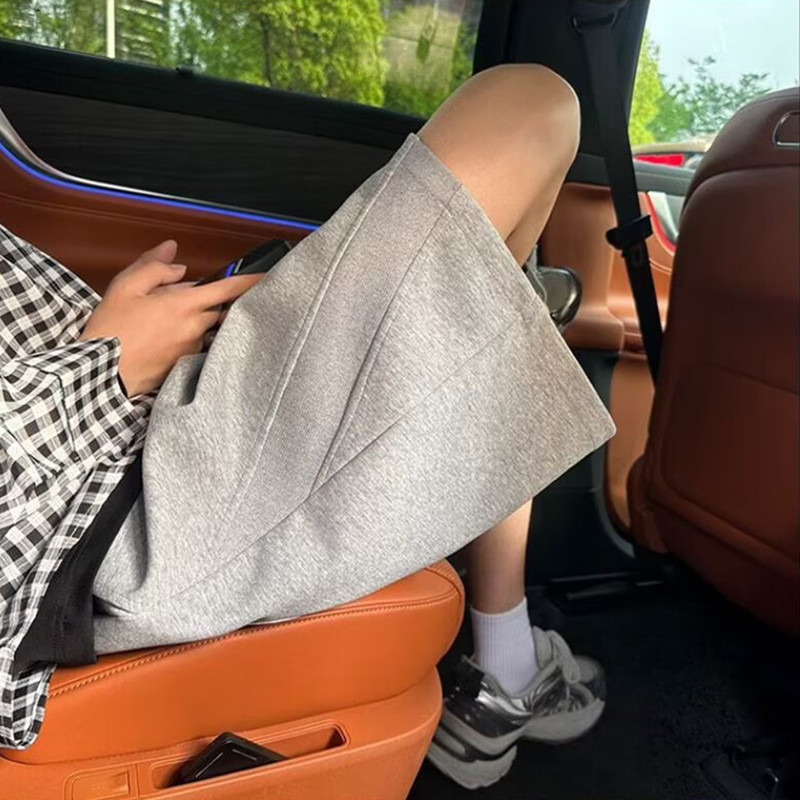 Summer Niche Design Casual Shorts Loose Five-Point Pants Men's Sports Basketball Pants Student Sweatpants Summer Niche Design Casual Shorts Loose Five-Point Pants Men's Sports Basketball Pants Student Sweatpants