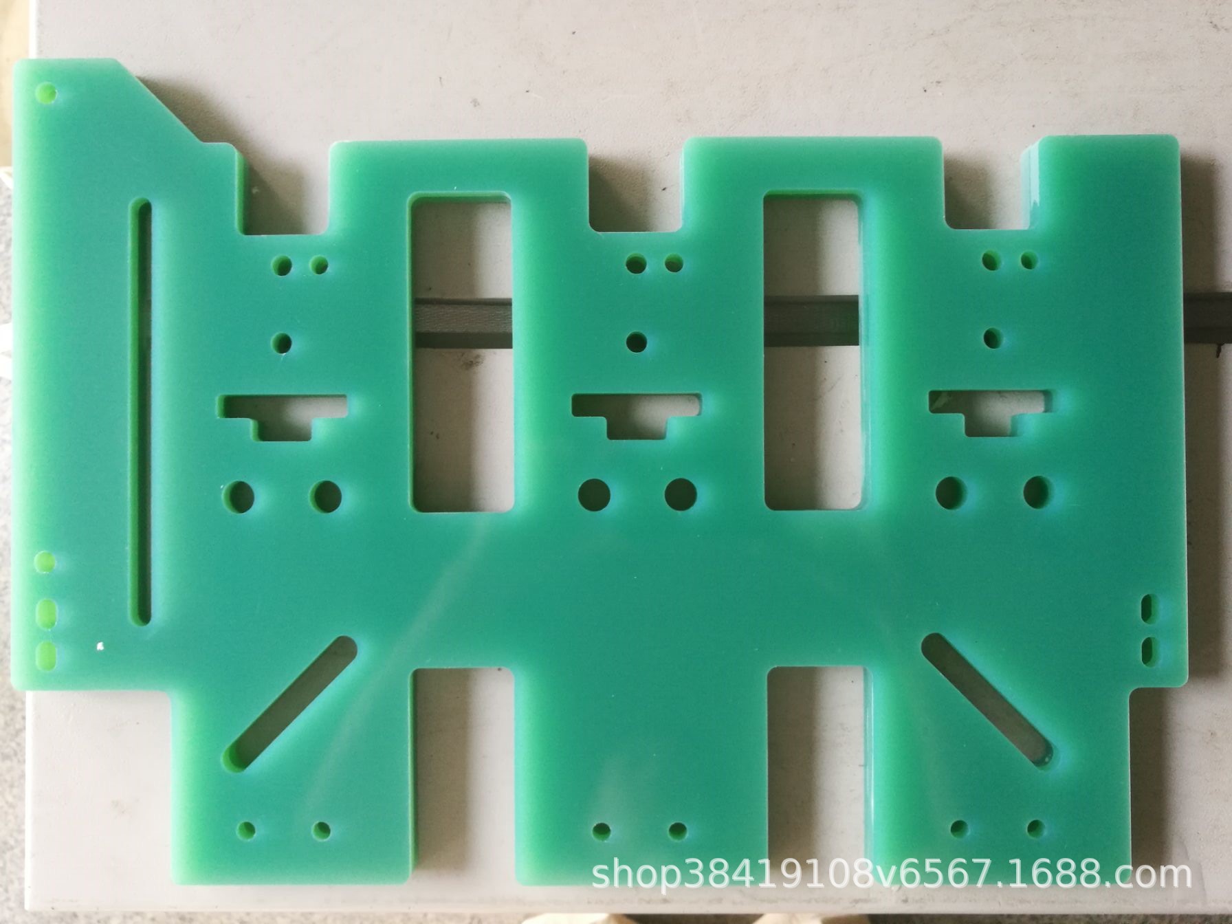 70DB2AA7BB9BF951F522664827DA59