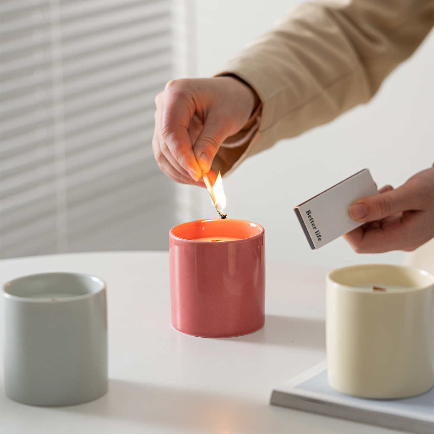 Contenedores de velas mudas transfronterizas Tazas vacías apoyan vasos de velas de cerámica perfumadas con cera DIY fabricantes de latas de velas al por mayor