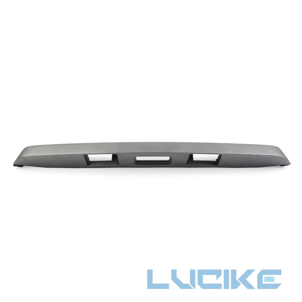 Suitable for Freelander 2 Luggage Tailgate Trim Lr020189