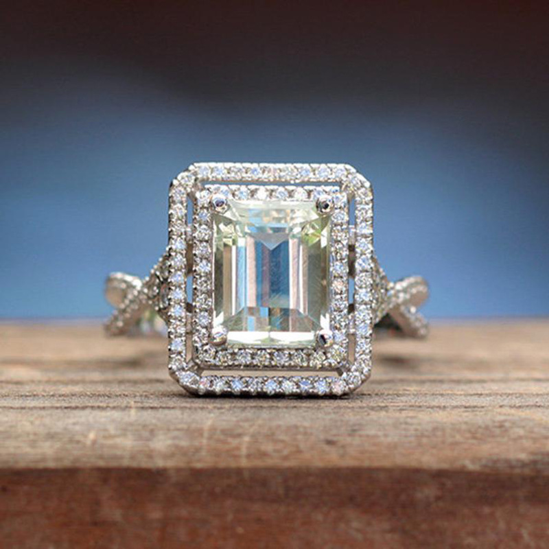 fashionable classic white ring with stone with zircon