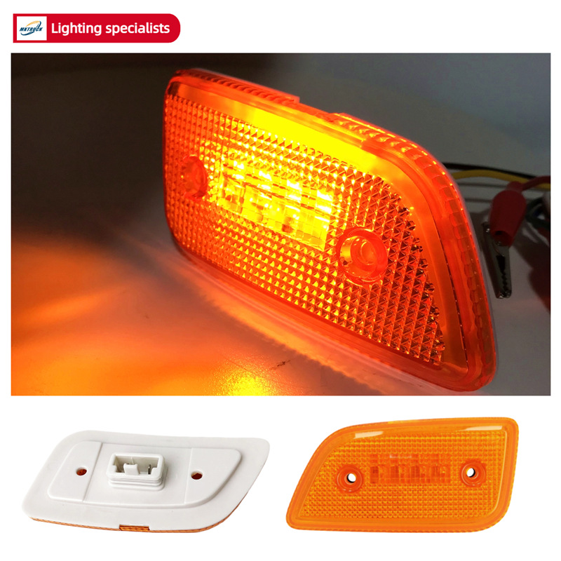 Luz de techo LED para camiones Mercedes-Benz Actros Axor Truck Heavy Truck Signal MP4 MP5 Accesorios